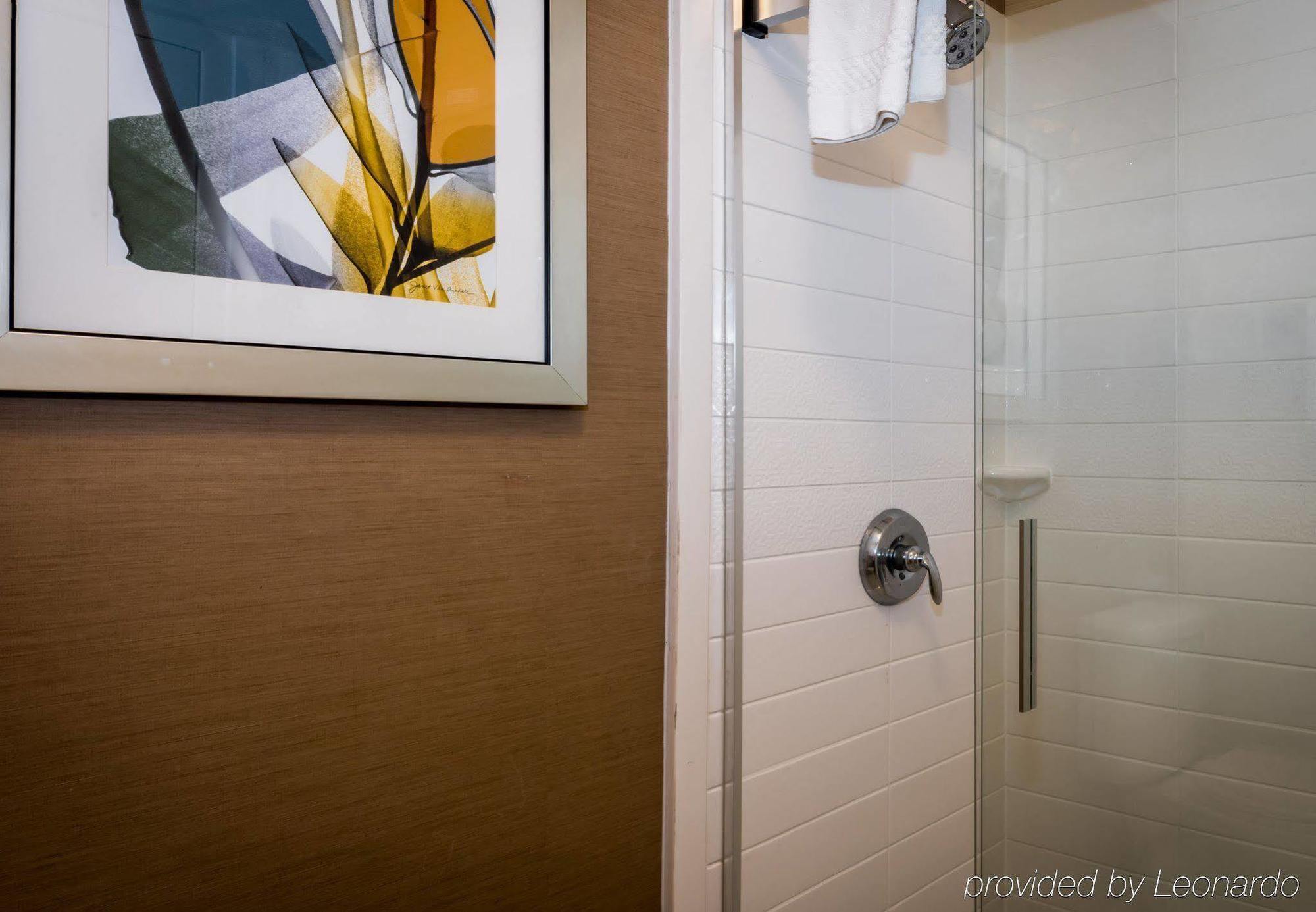 Fairfield & Savannah I-95 South Hotel 3*