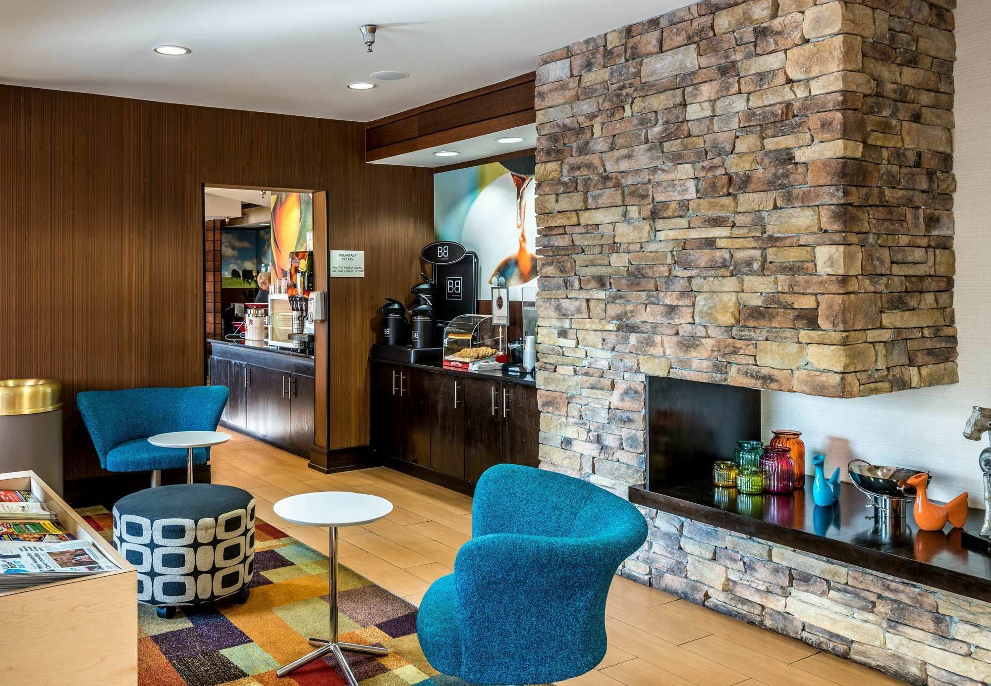 Hotel Fairfield & Savannah I-95 South 3*